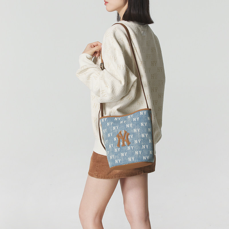 Túi Đeo Chéo MLB Classic Monogram Vintage Denim Bucket Bag New York Yankees Blue 3ABMMV65N-50BLL 3