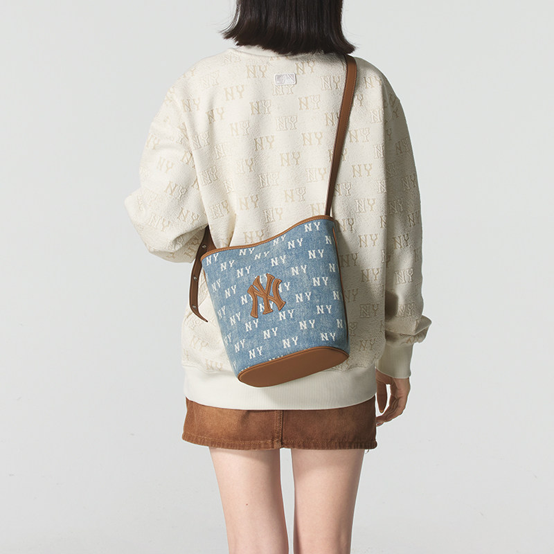 Túi Đeo Chéo MLB Classic Monogram Vintage Denim Bucket Bag New York Yankees Blue 3ABMMV65N-50BLL 9