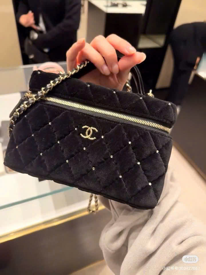 Túi Chanel Vanity with Chain Velvet Diamanté Gold-Tone Metal 10