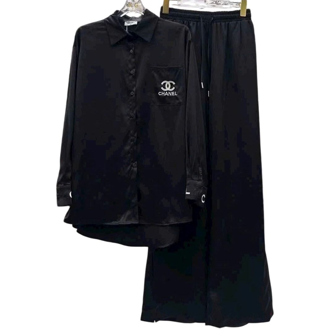 Sét lụa áo sơ mi quần dài đen CHANEL 5