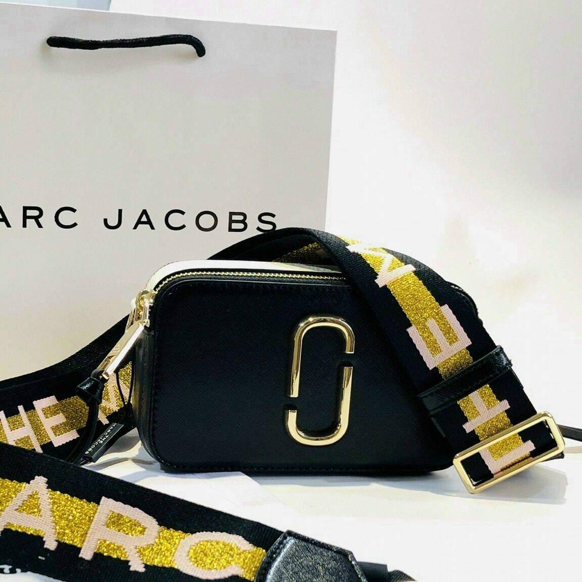 Túi đeo chéo nữ Marc Jacobs da thật màu đen | Túi xách Snapshot Camera bag mẫu mới nhất 1