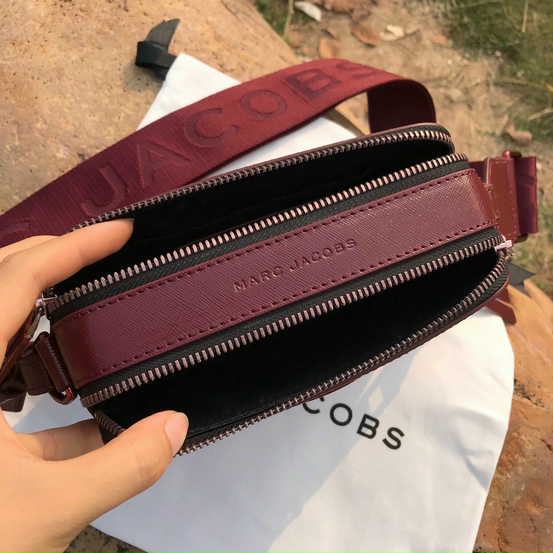 Túi đeo chéo nữ Marc Jacobs da thật màu đỏ | Túi xách Snapshot Camera bag mẫu mới nhất 2