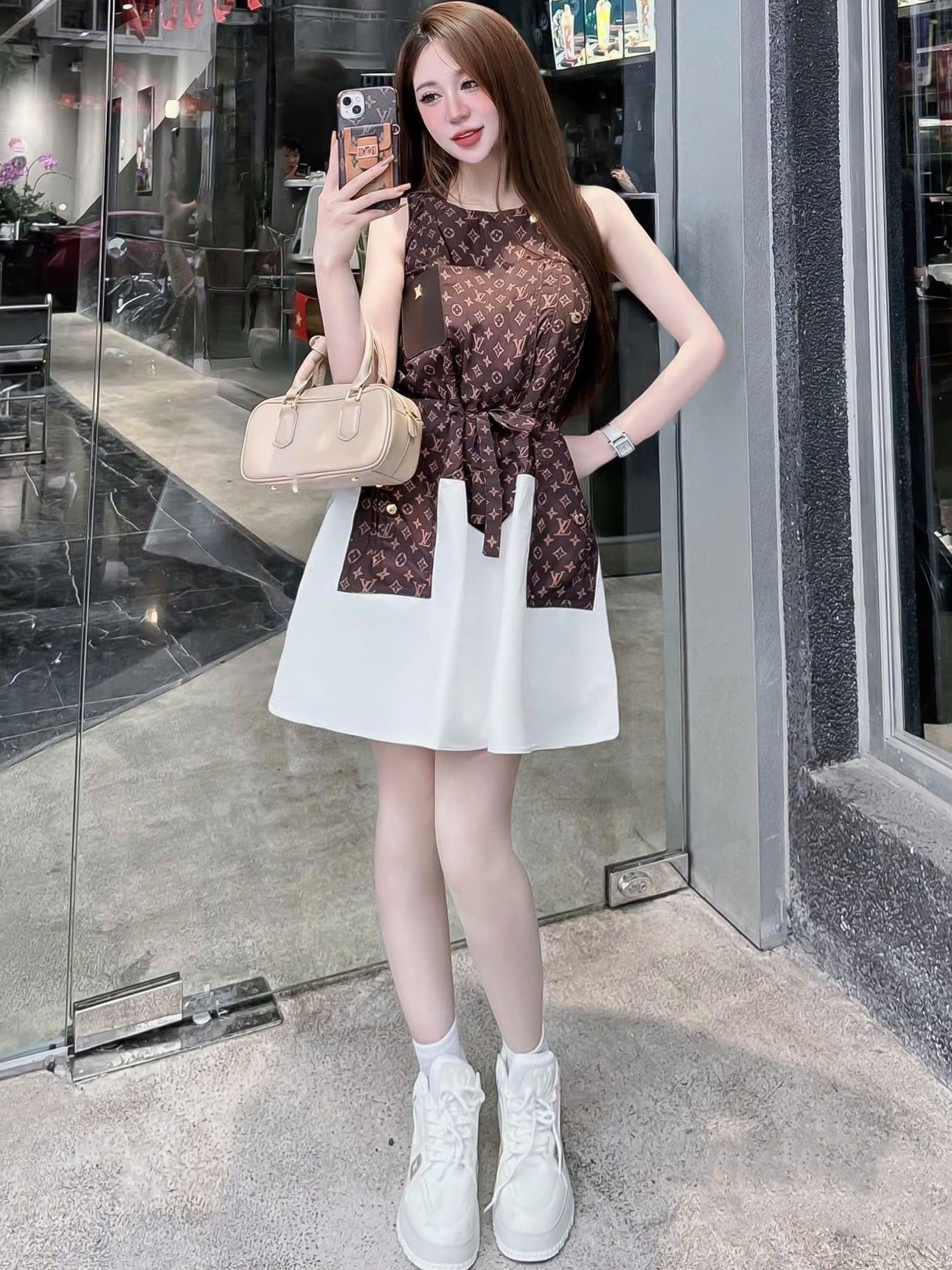 Đầm xòe phối màu sát nách LV 8