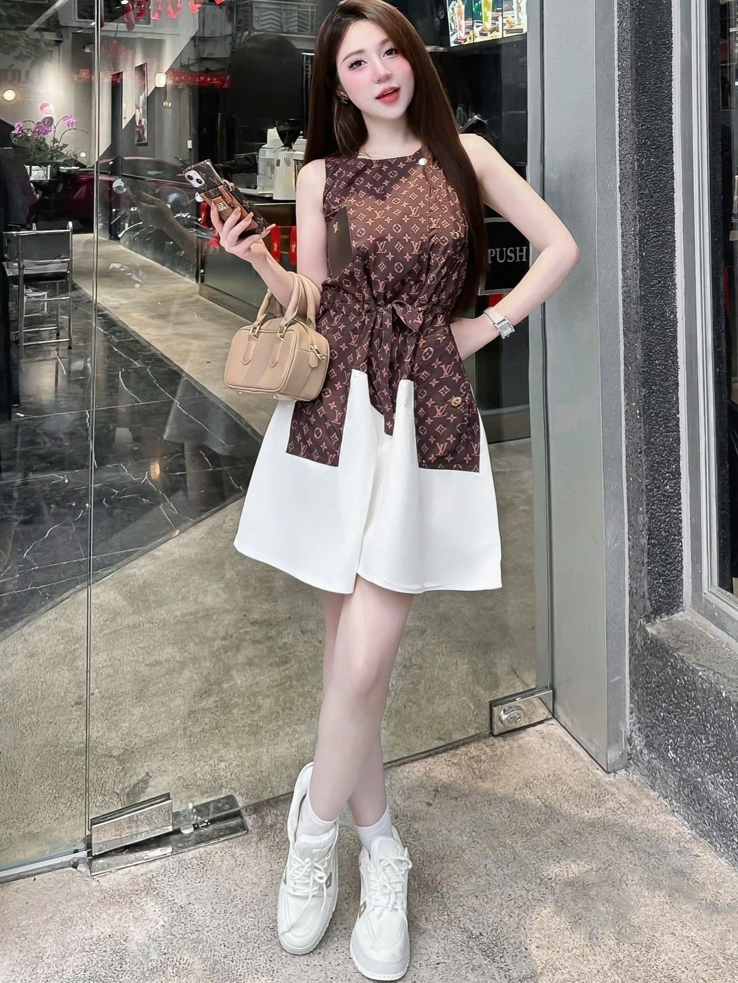 Đầm xòe phối màu sát nách LV 11