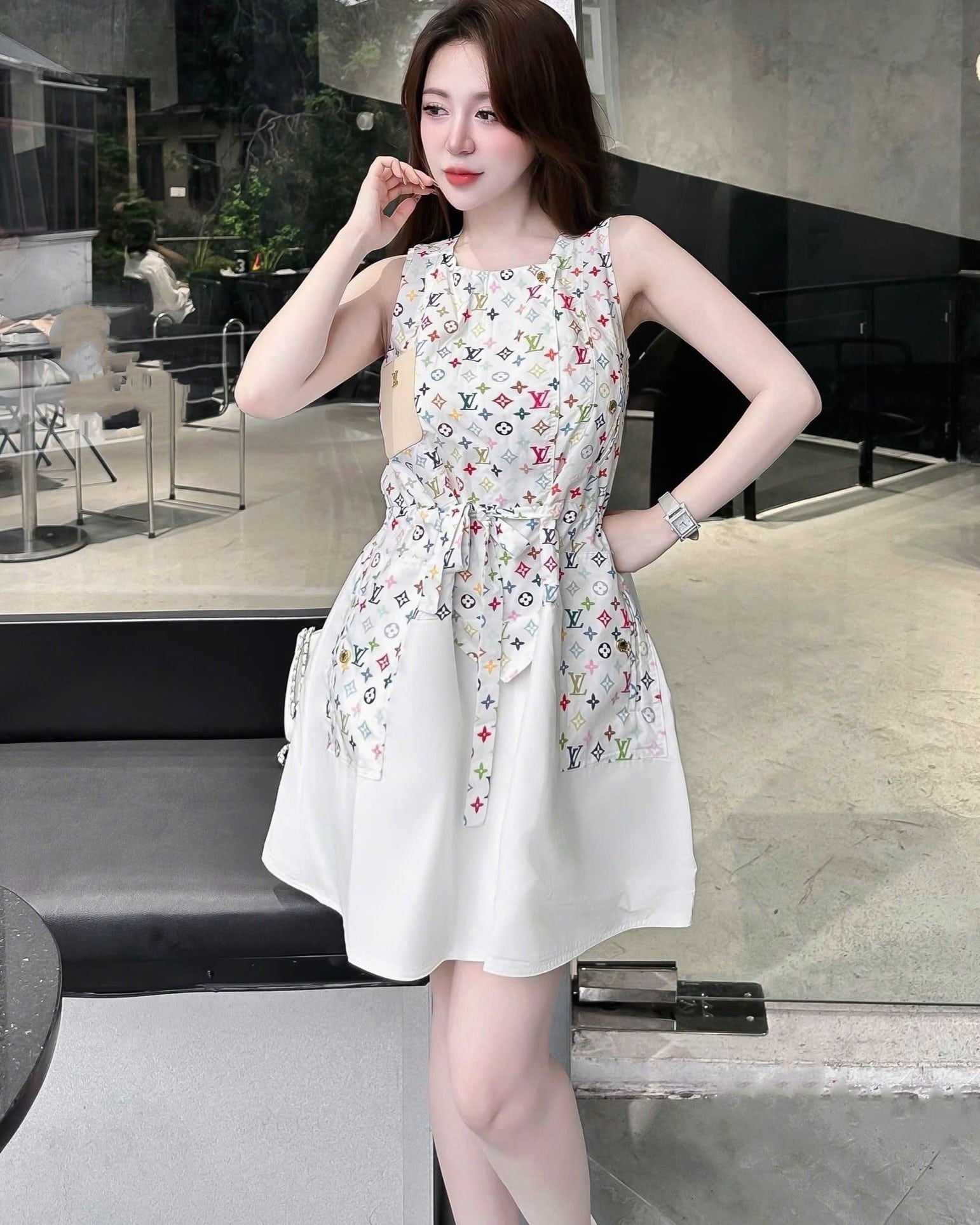 Đầm xòe phối màu sát nách LV 4