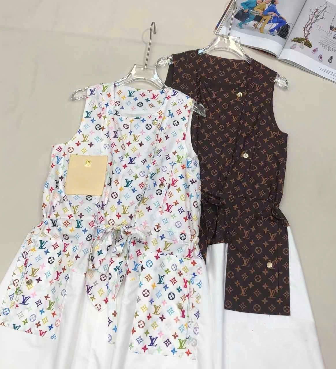 Đầm xòe phối màu sát nách LV 2
