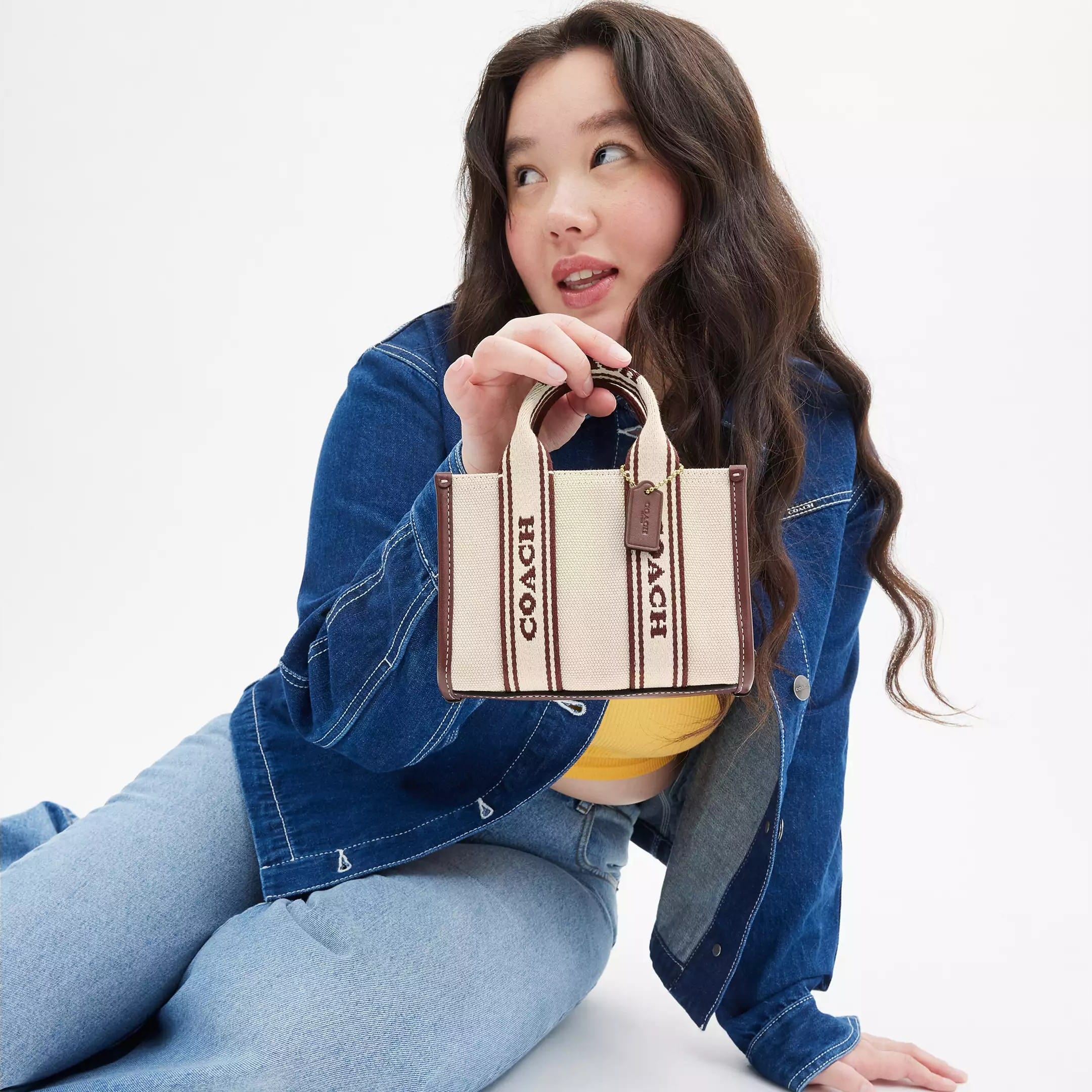 Túi xách nữ Coach Smith Mini Tote Gold Natural Multi CS618 4