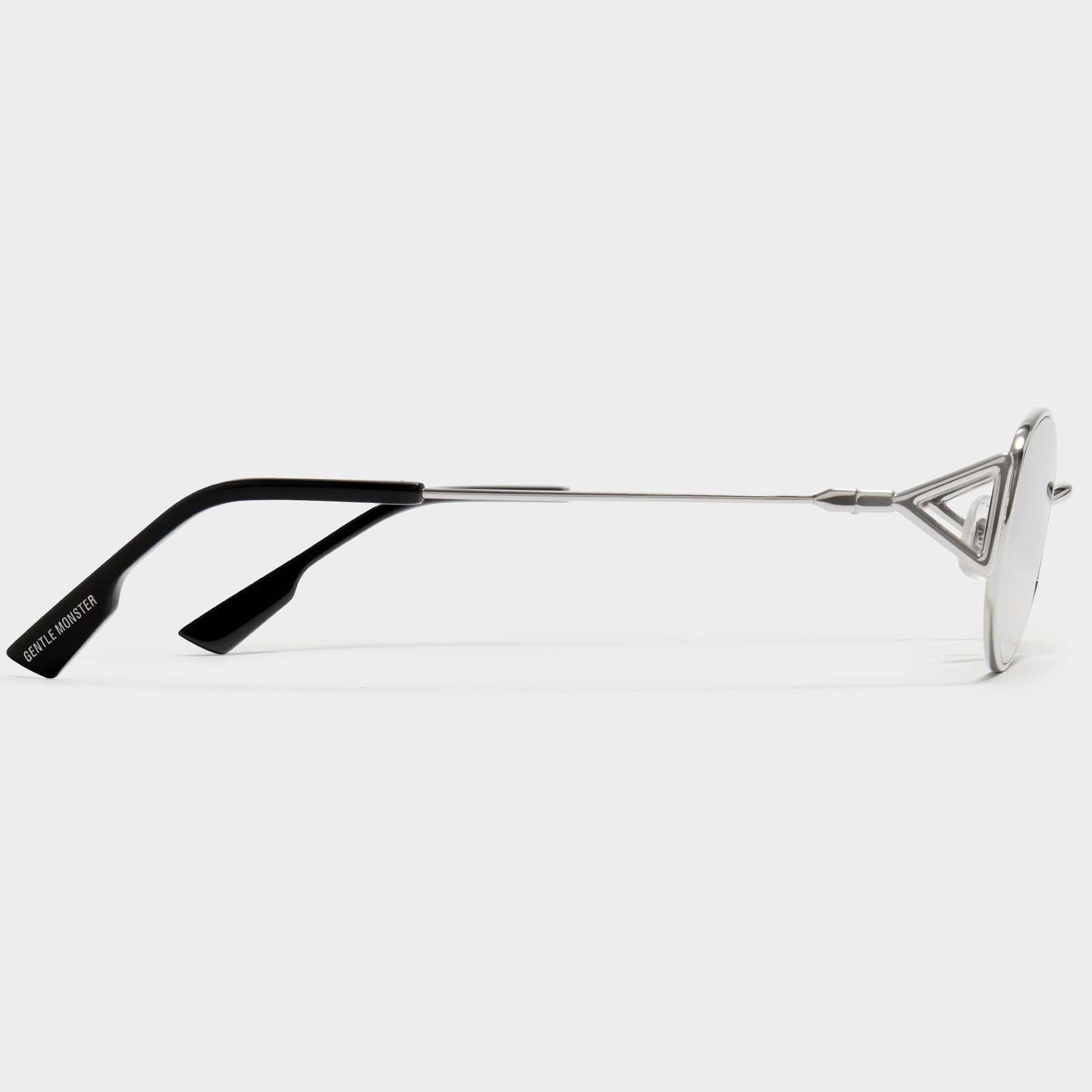 Kính mát thời trang Gentle Monster Moneta 02 Oval Acetate Frame 4