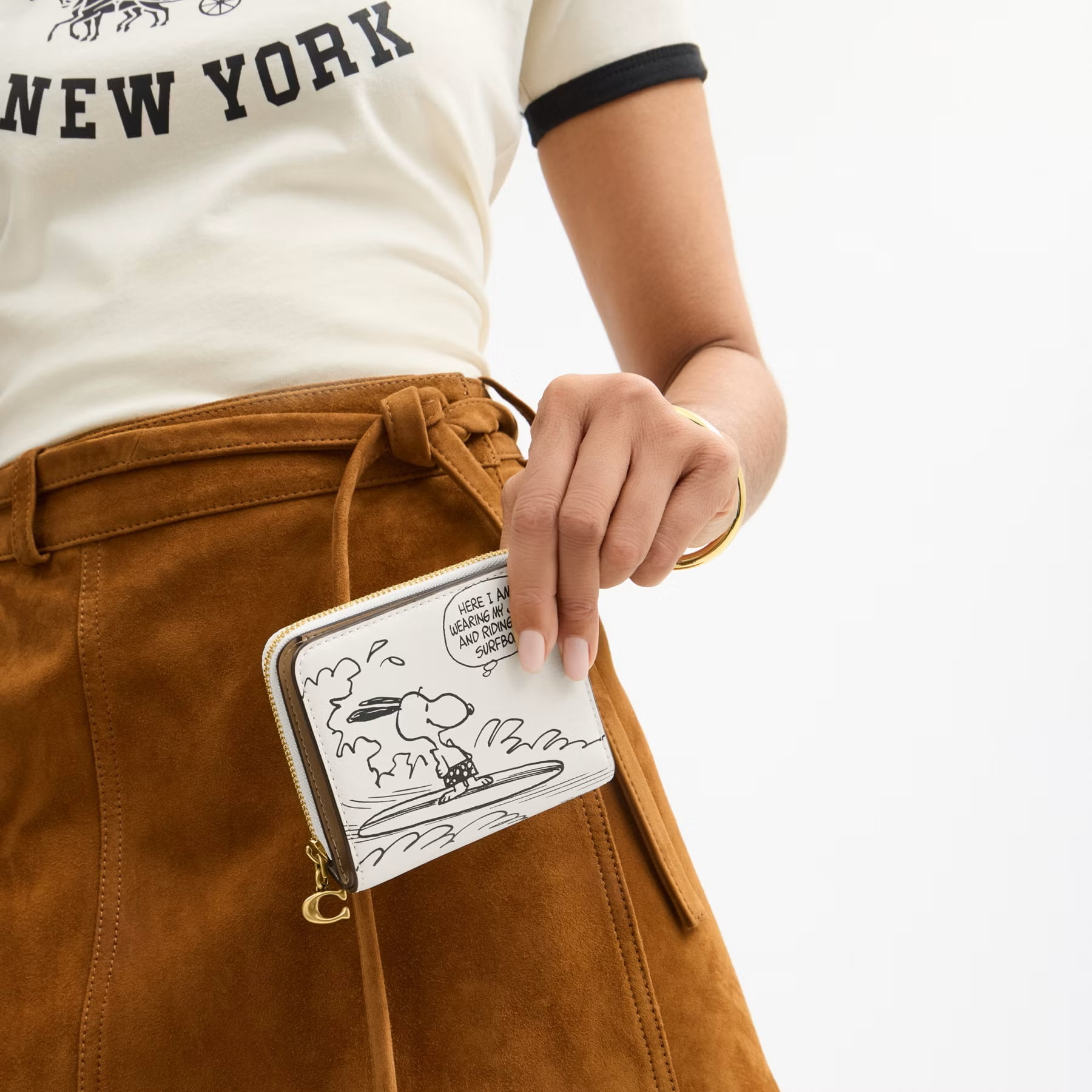 Ví Coach Peanuts Newspaper Print Billfold Wallet Chalk CCB23 2