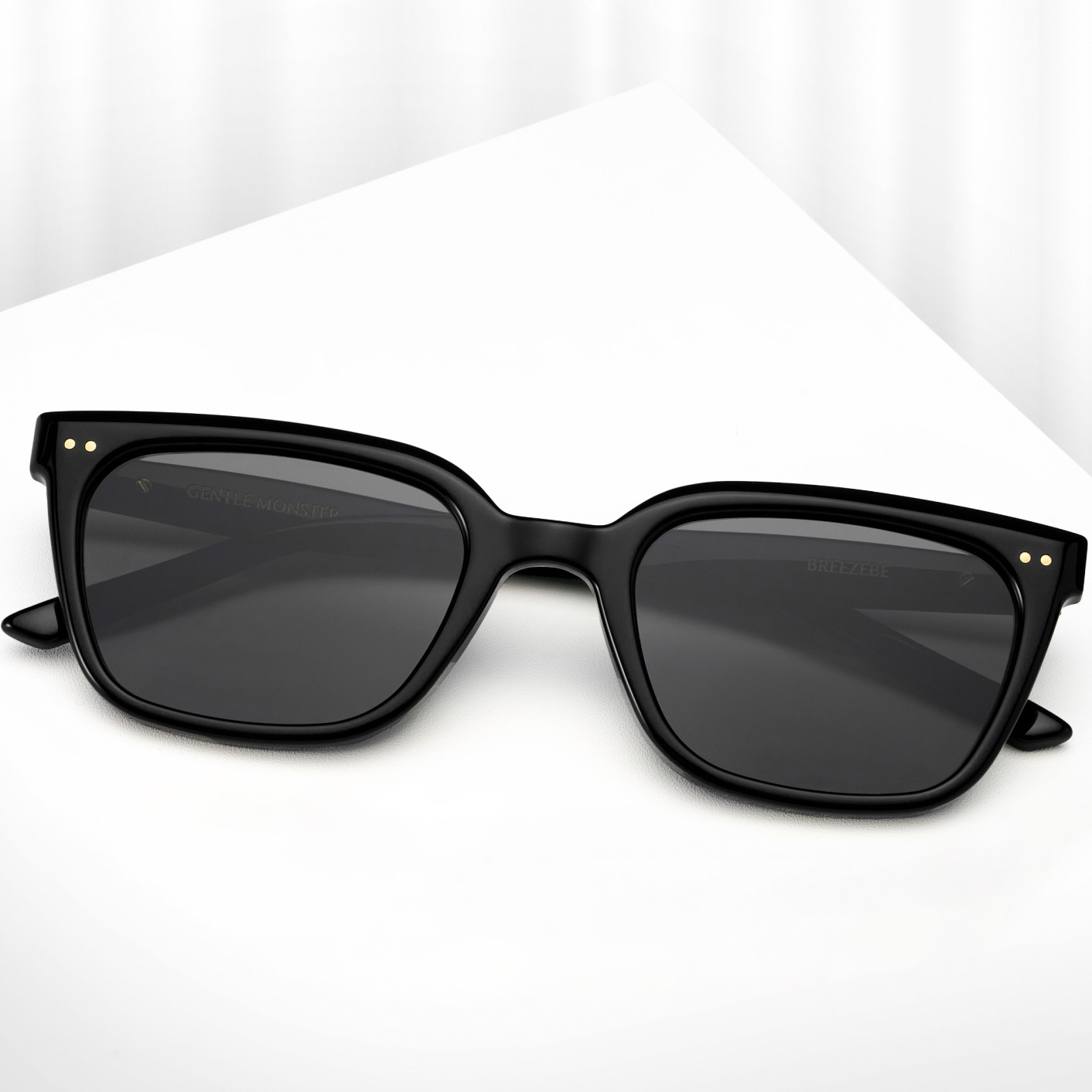 Mắt Kính Gentle Monster Breezebe 01 Black Lenses Black Acetate Frame 20