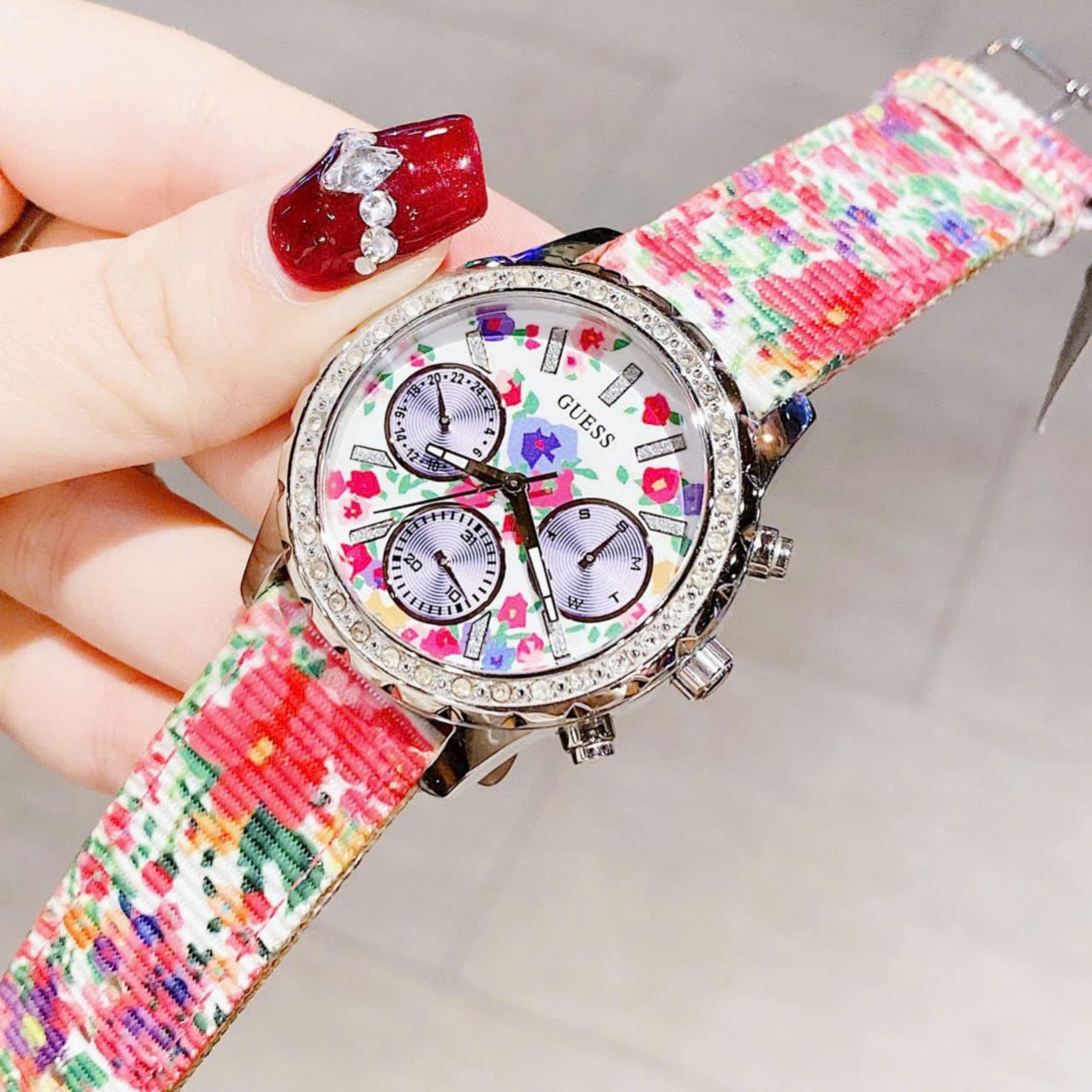 Đồng hồ nữ Guess Ladies Watch Melody Colorful Flower Pattern Nylon Strap W0903L1 12