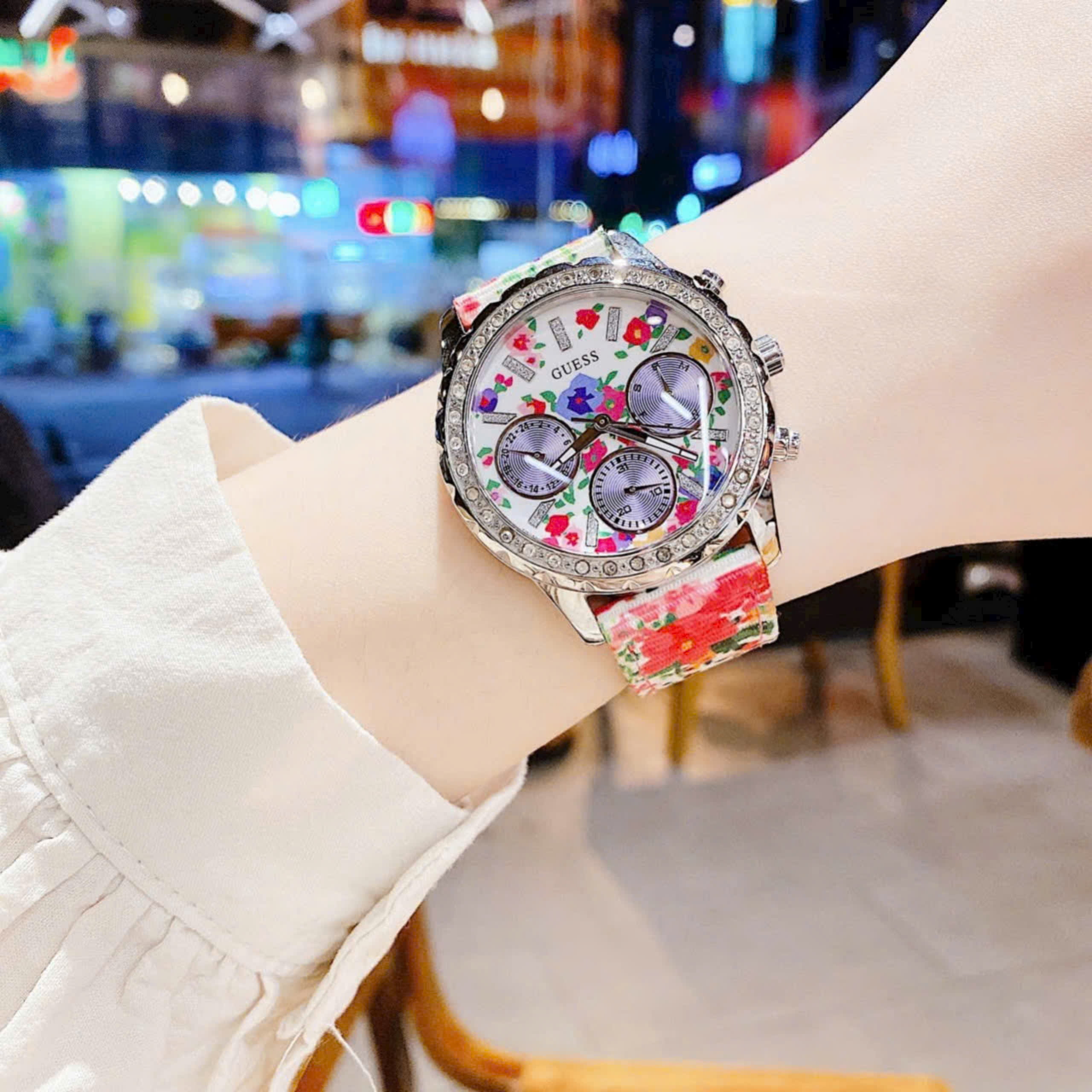 Đồng hồ nữ Guess Ladies Watch Melody Colorful Flower Pattern Nylon Strap W0903L1 13