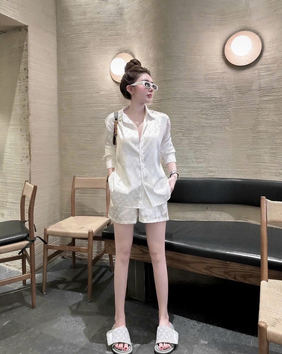 Set bộ sơ mi quần ngắn LV 1