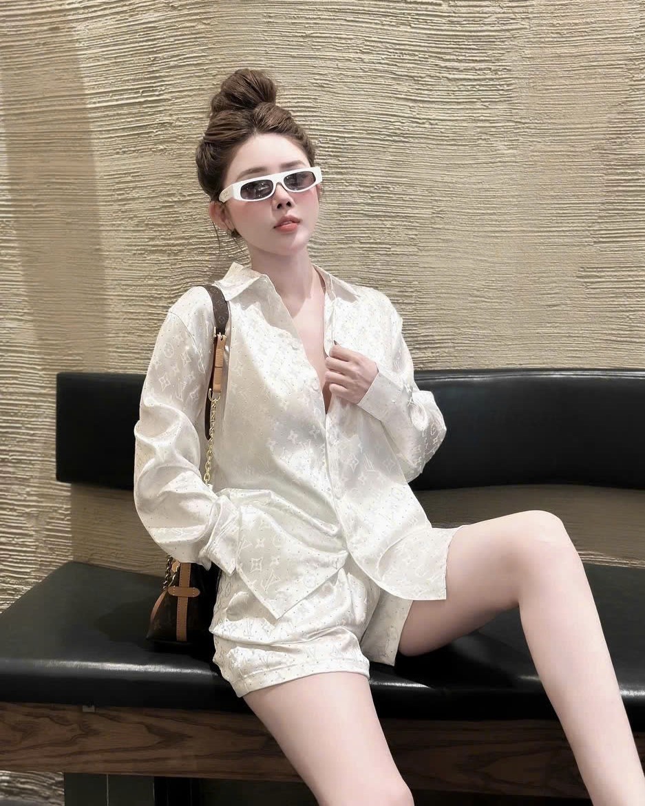 Set bộ sơ mi quần ngắn LV 4