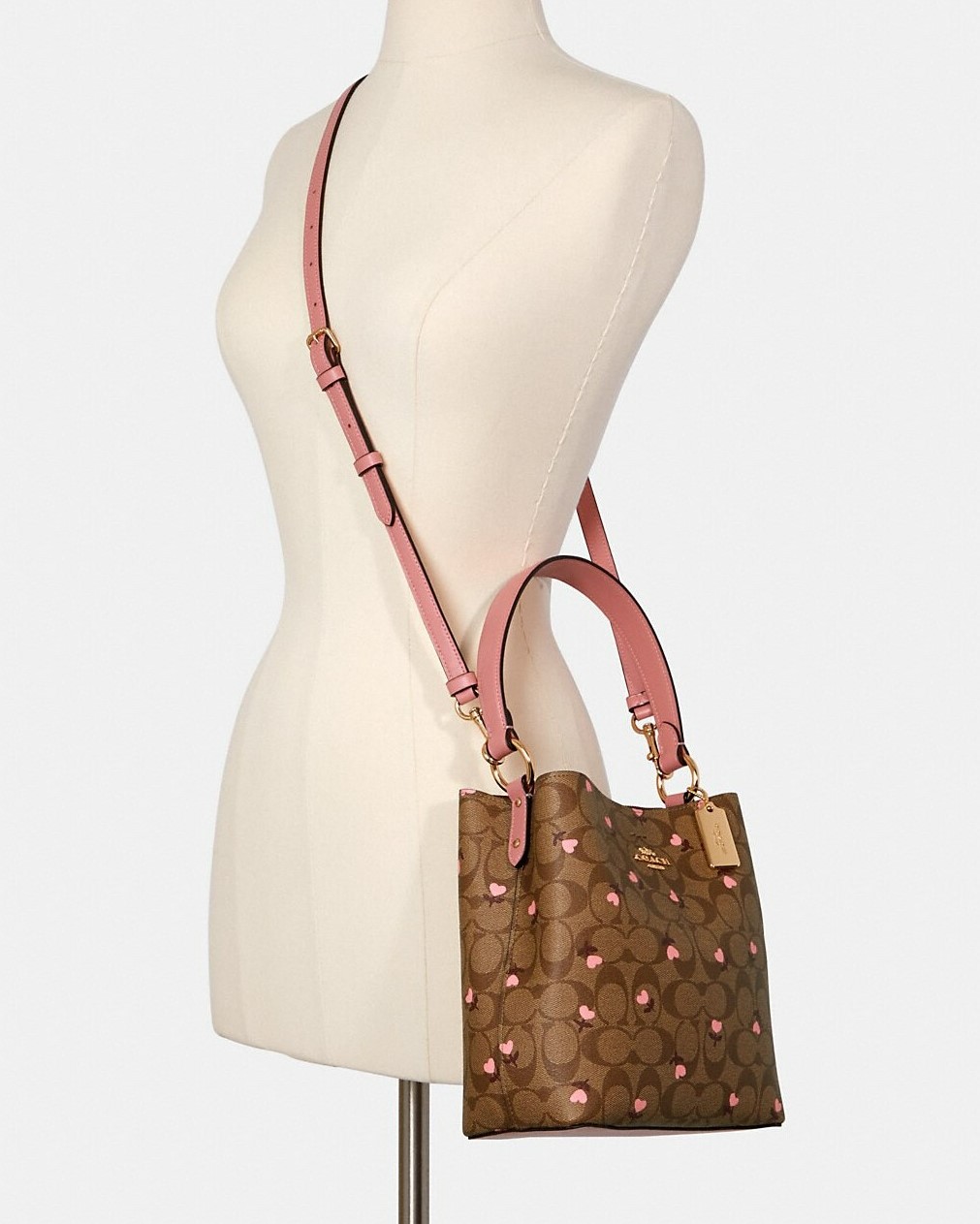 TÚI XÁCH COACH NỮ SMALL TOWN BUCKET BAG IN SIGNATURE CANVAS WITH HEART FLORAL PRINT 3
