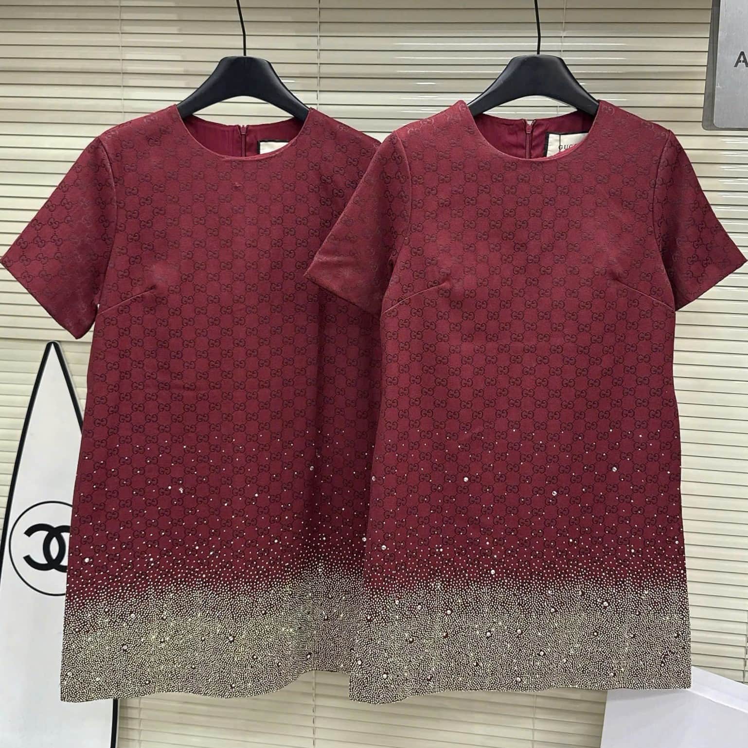 Áo đầm nữ đỏ Gucci đính đá 5
