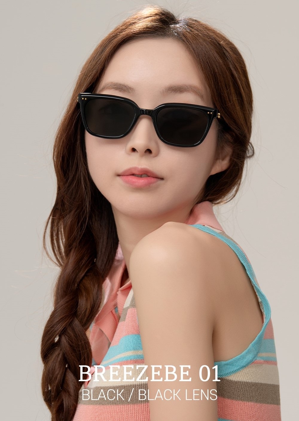 Mắt Kính Gentle Monster Breezebe 01 Gray Lenses Black Acetate Frame 14