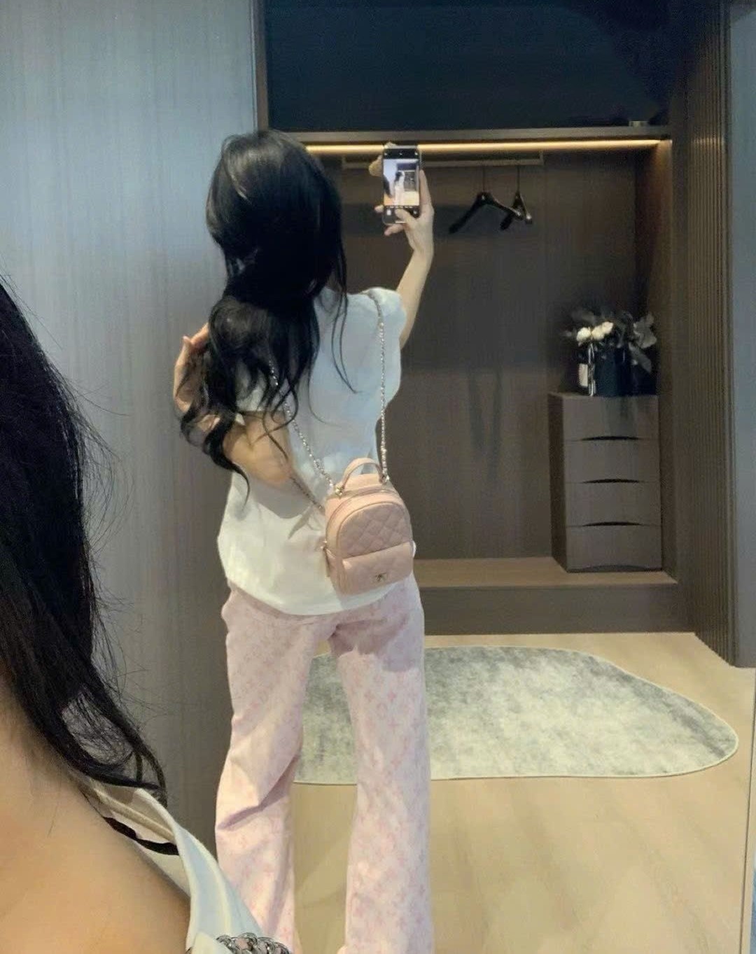 Set áo thun trắng quần dài hồng Louis Vuitton 9