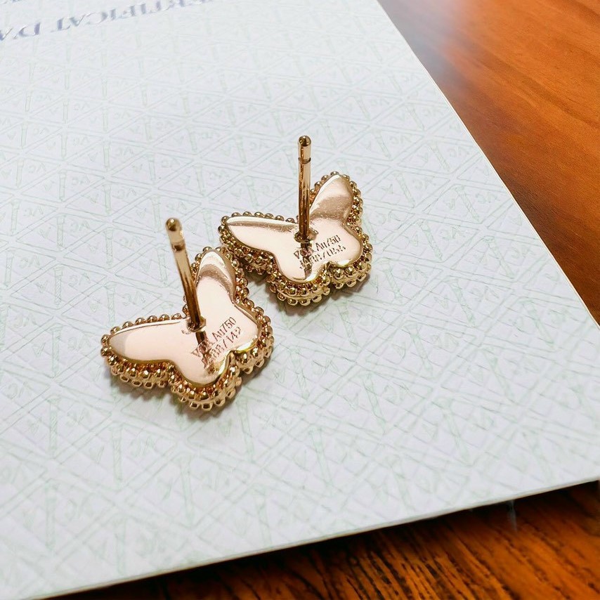 HOA TAI VAN CLEEF & ARPELS SWEET ALHAMBRA BUTTERFLY EARSTUDS 18K YELLOW GOLD WHITE MOTHER OF PEARL VCARN5JM00 2