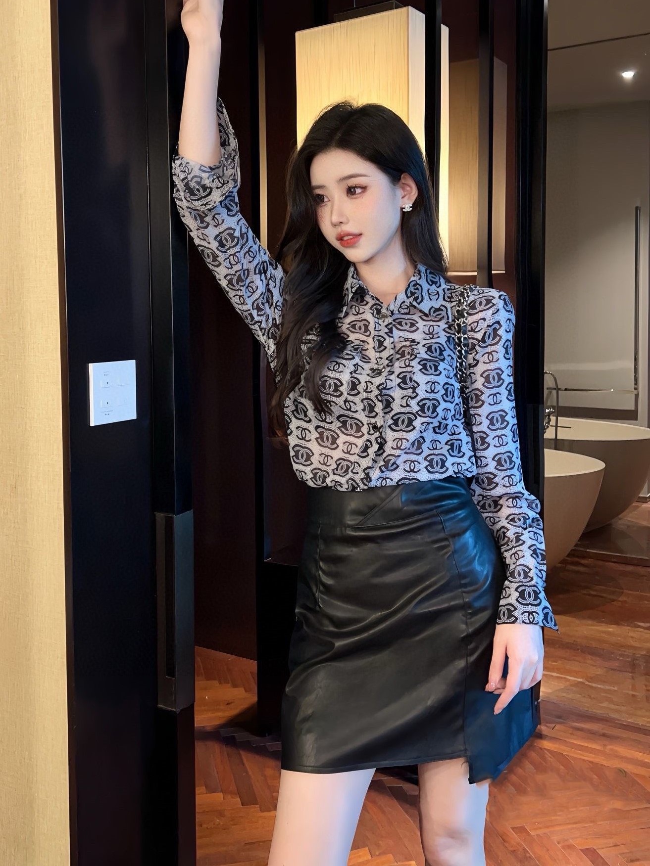 ÁO SƠ MI NỮ TAY DÀI CHANEL ĐEN 3