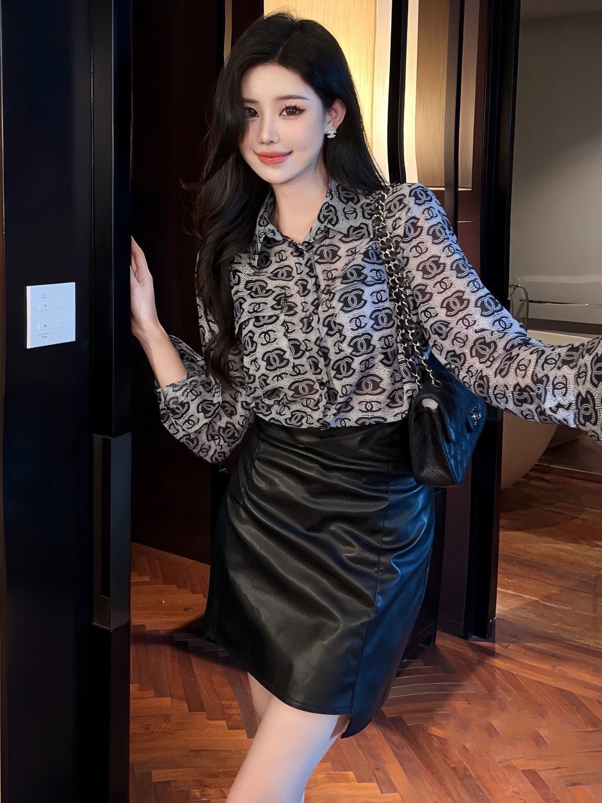 ÁO SƠ MI NỮ TAY DÀI CHANEL ĐEN 9