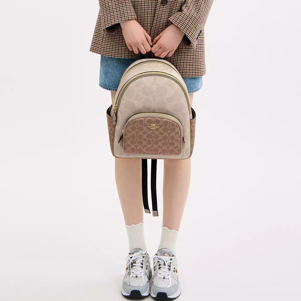 Balo Coach Coat Backpack in Blocked Signature Canvas Sand CZ771 4