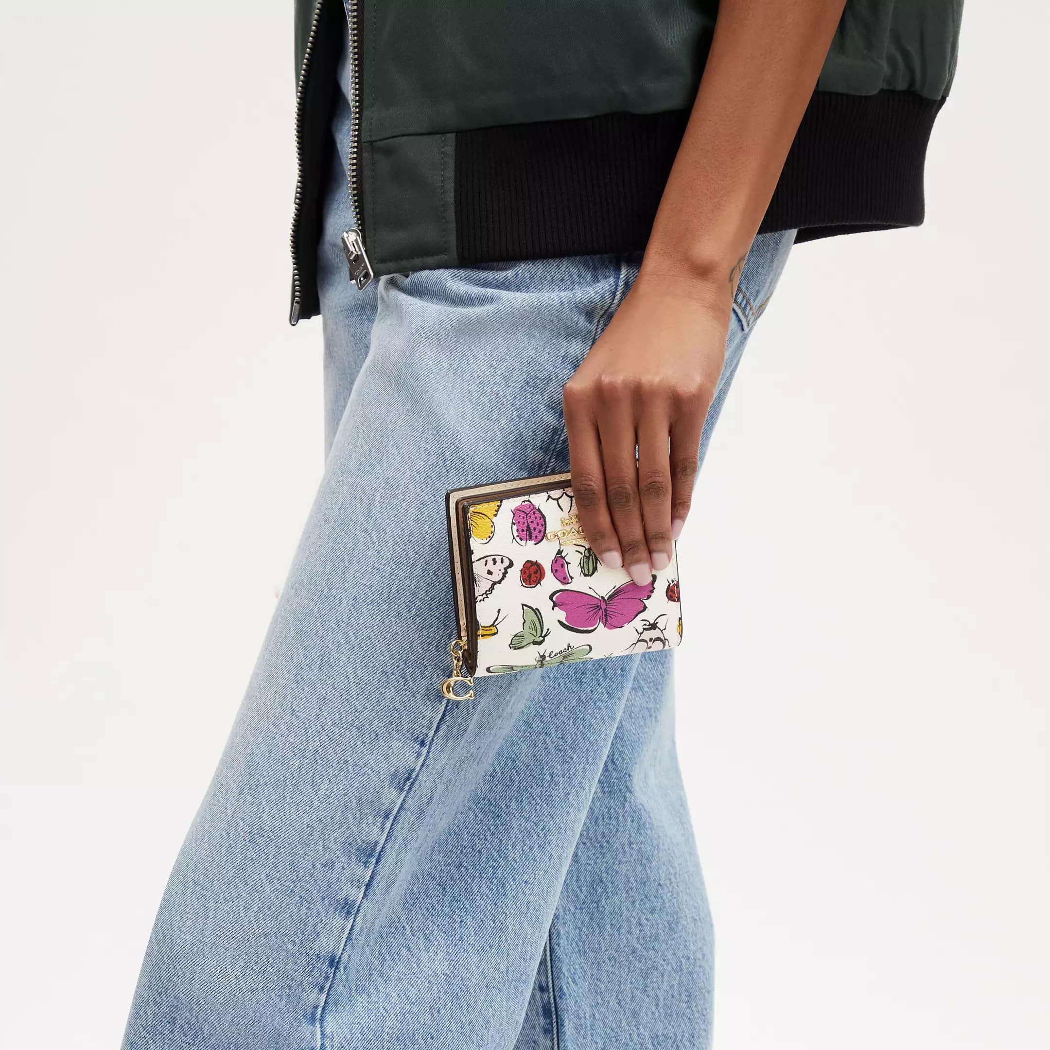 Ví Coach Mini Snap Wallet With Creature Print Novelty print Gold Chalk Multi CR795 2
