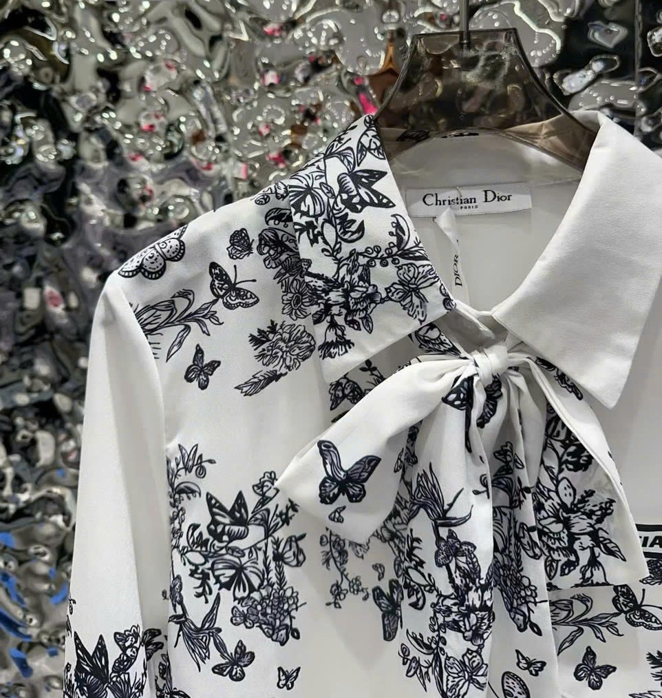 Áo sơ mi nữ trắng họa tiết hãng cột nơ Dior 12