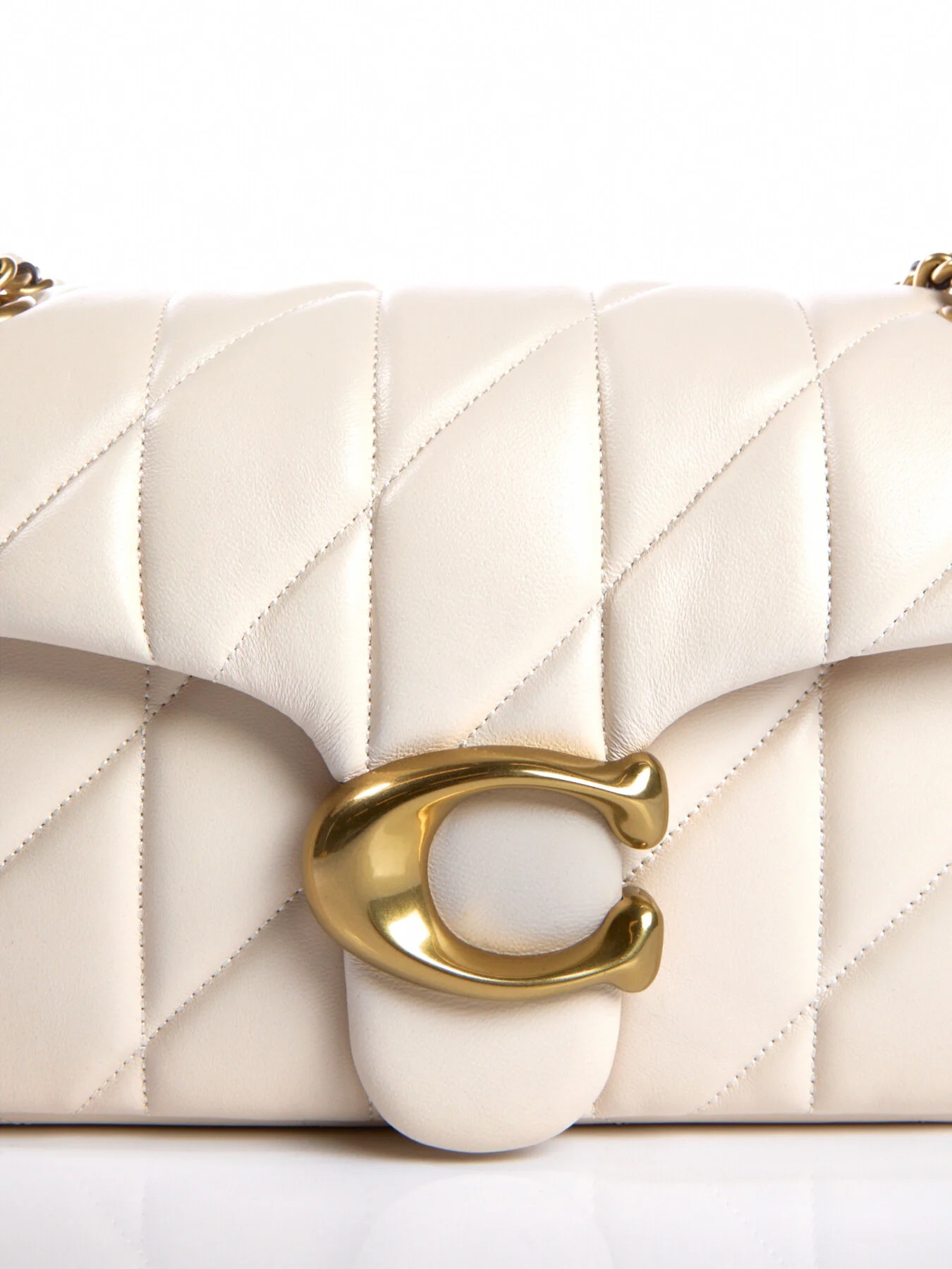 Túi đeo vai nữ Coach Tabby 26 Quilted Leather Shoulder Bag Chalk 6