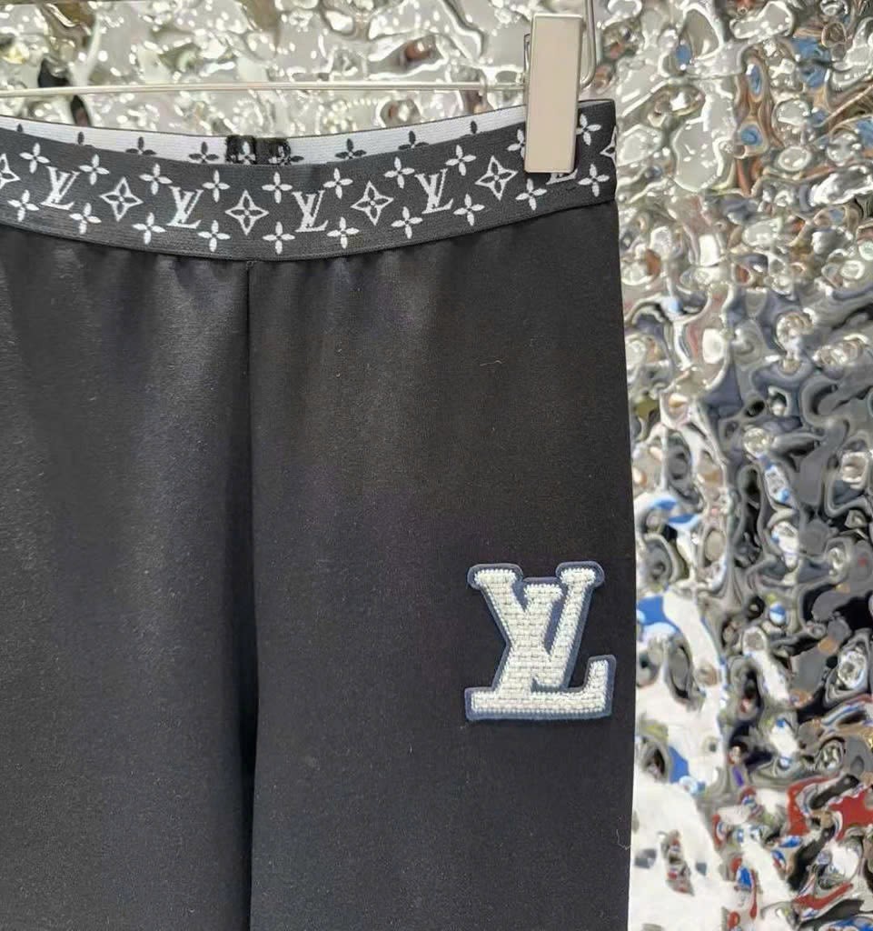 Quần legging nữ LV 8