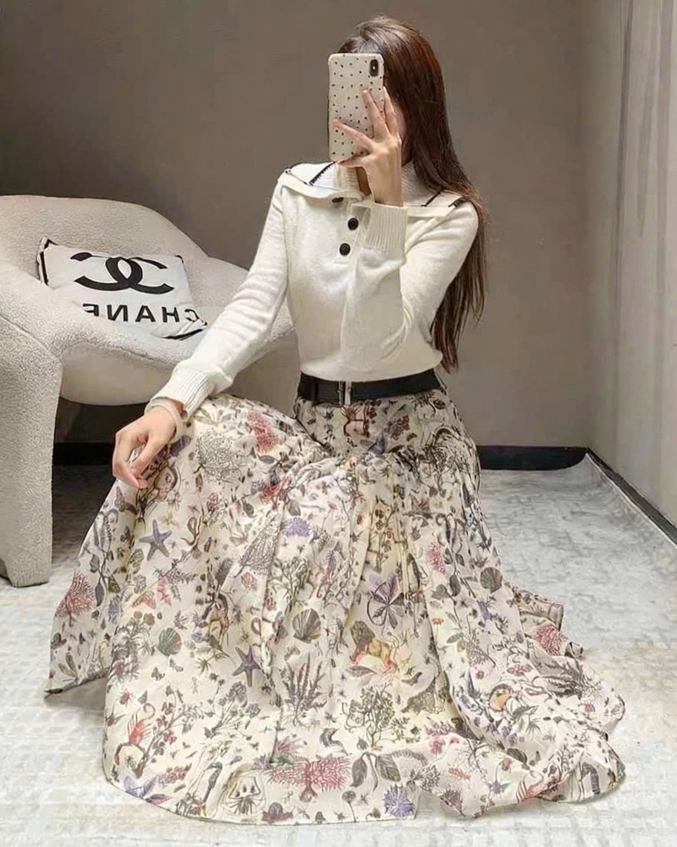 Chân váy dài hoa Dior kèm thắt lưng 7