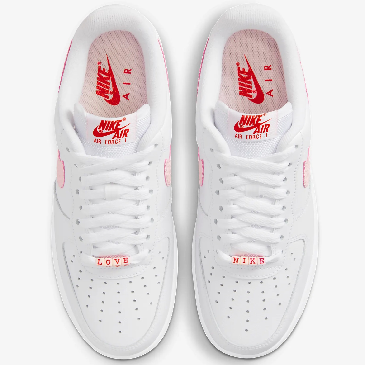 GIÀY THỂ THAO NỮ NIKE AIR FORCE 1 07 LOW VD VALENTINE´S DAY WHITE ATMOSPHERE UNIVERSITY RED SAIL DQ9320-100 1