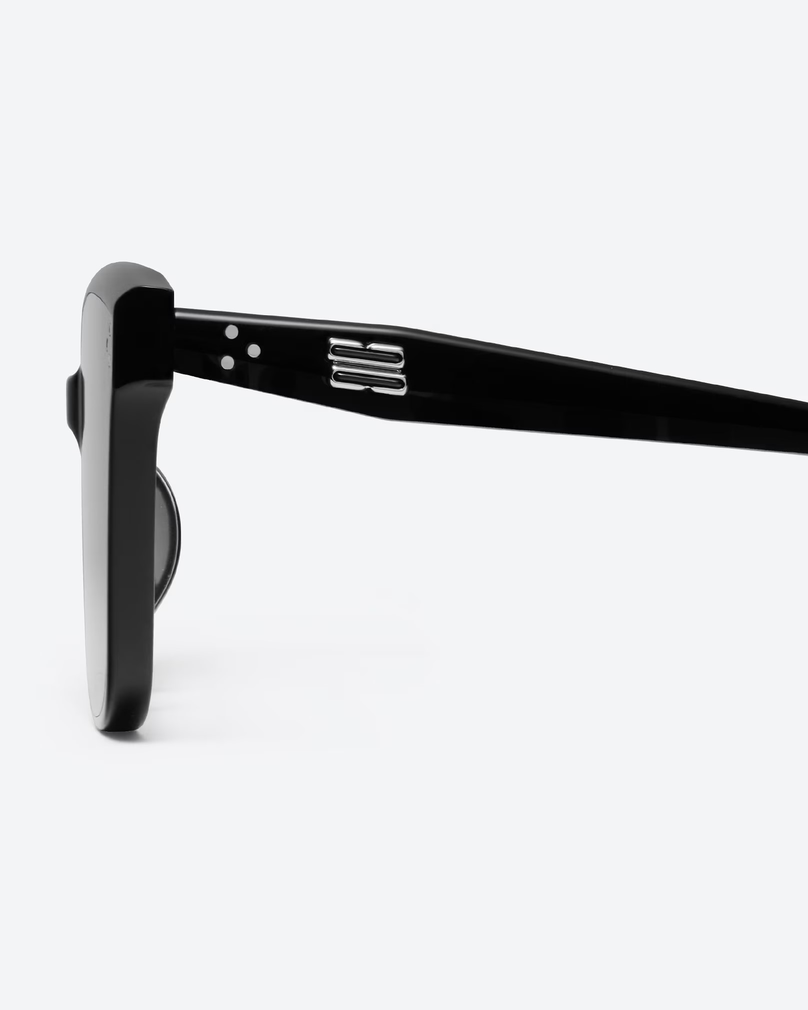 KÍNH MÁT GM GENTLE MONSTER DEAR 01 BLACK LENSES SQUARE SHAPE BLACK ACETATE FRAME 12