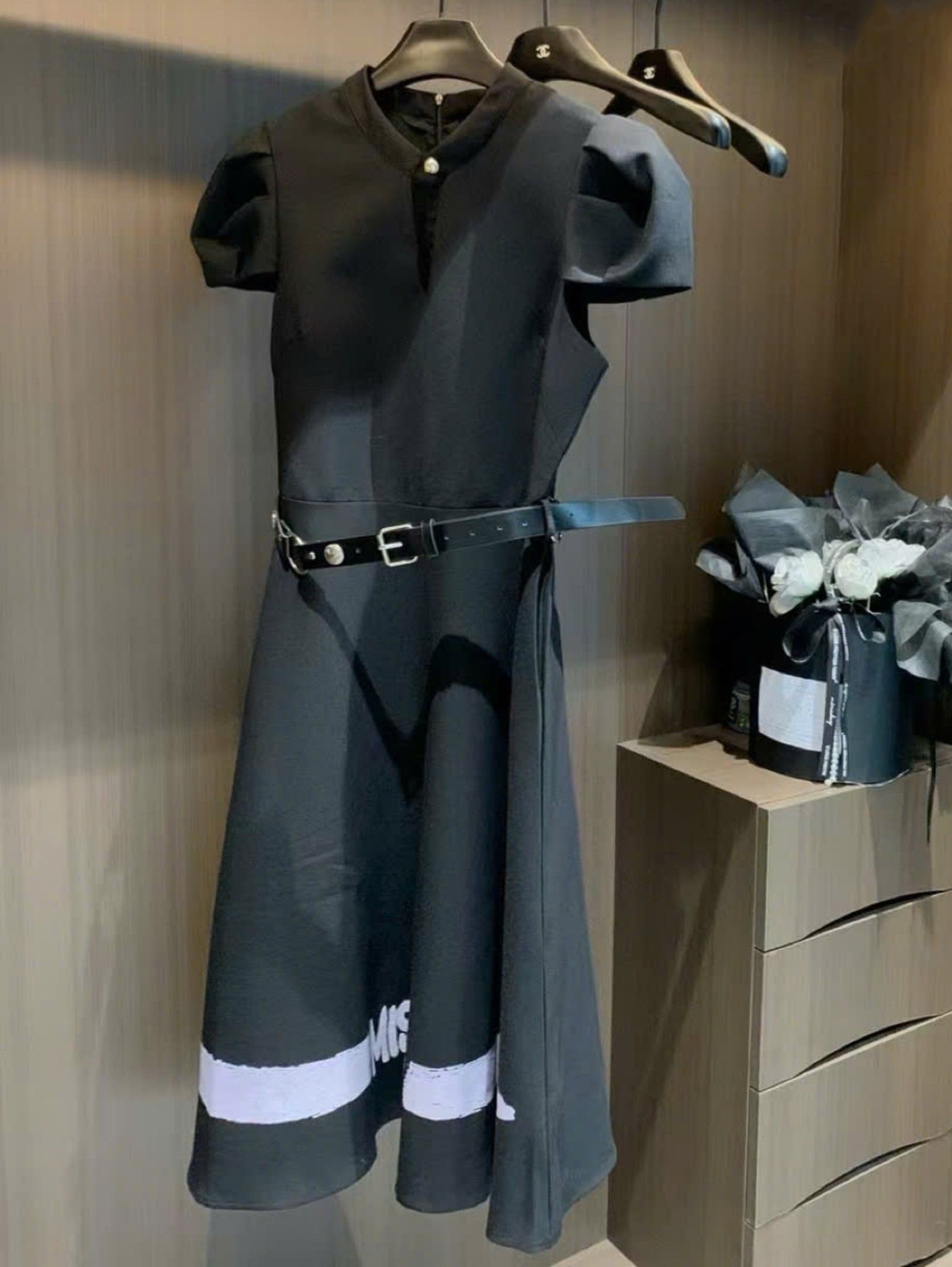 Đầm dài xòe nữ Dior kèm thắt lưng 2