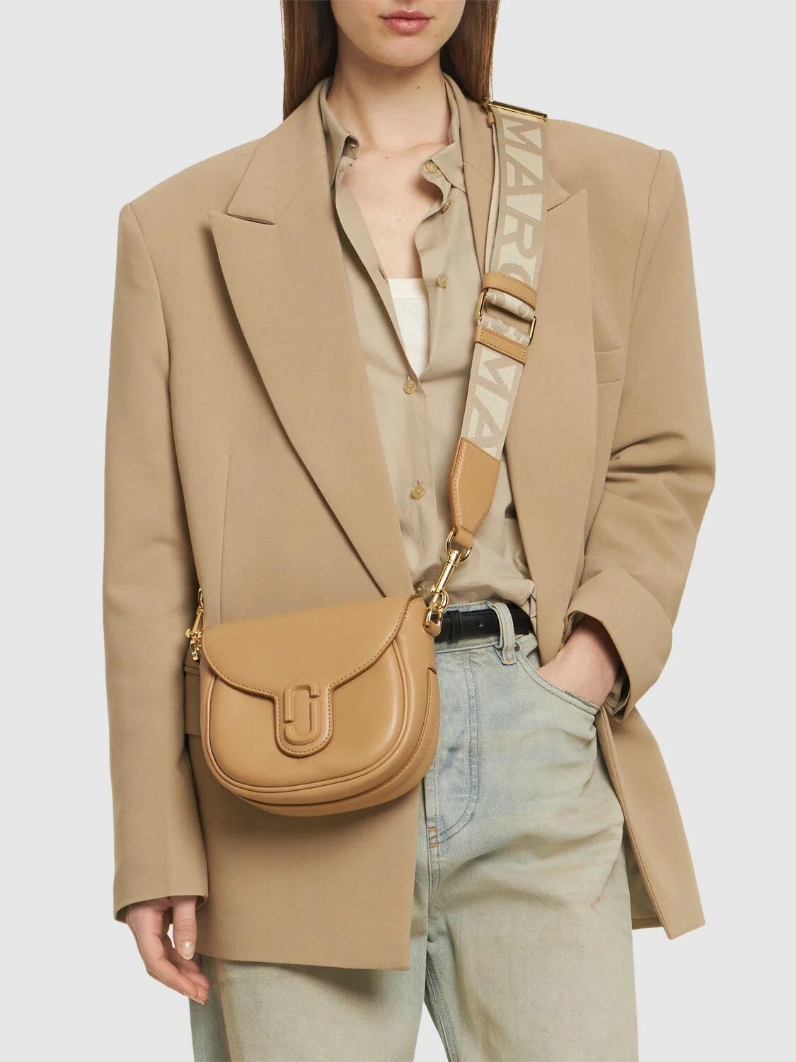 TÚI MARC JACOBS THE SMALL J MARC LEATHER SADDLE BAG CAMEL 6