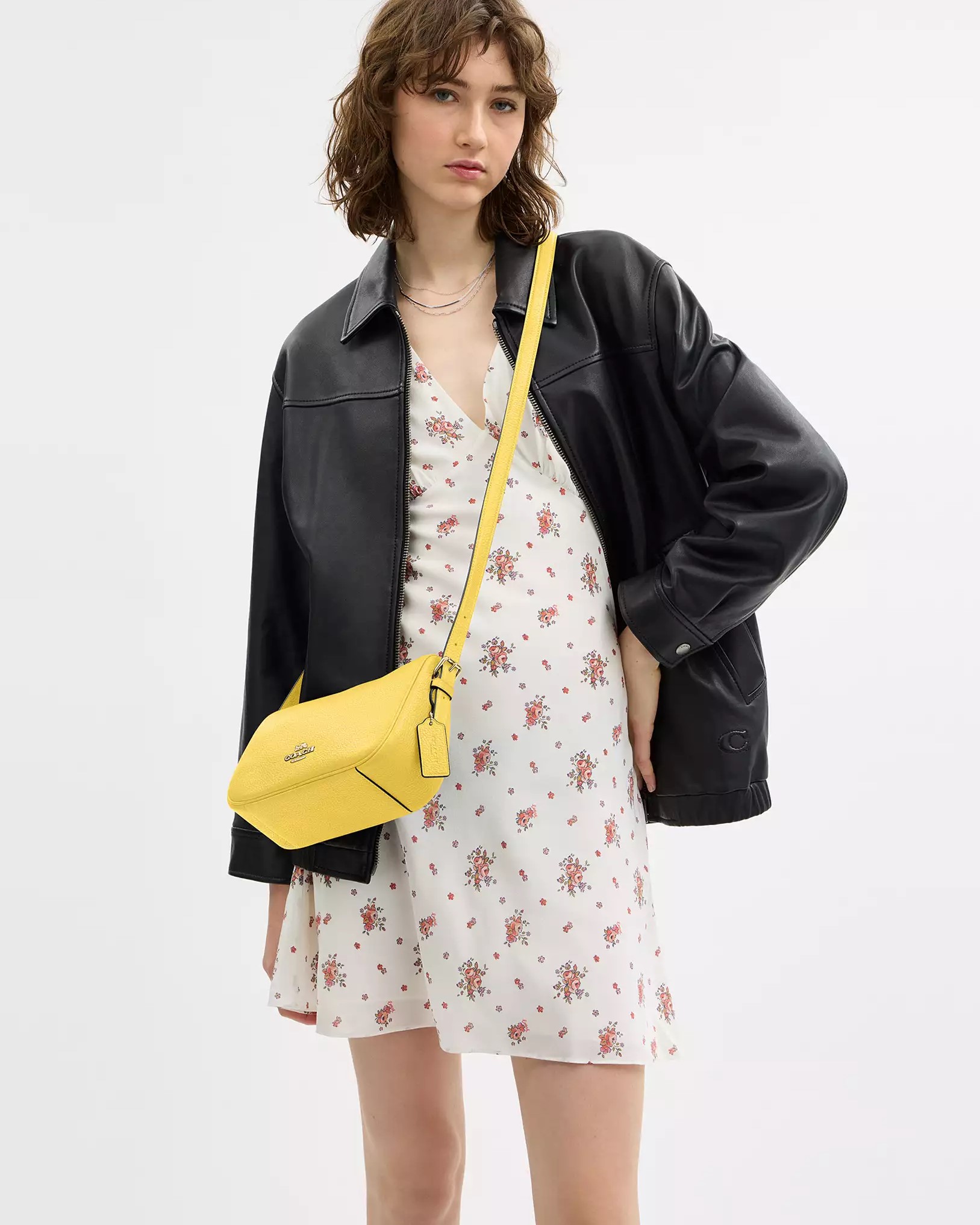 Túi đeo vai Coach Kailey Shoulder Bag Black CY707 6