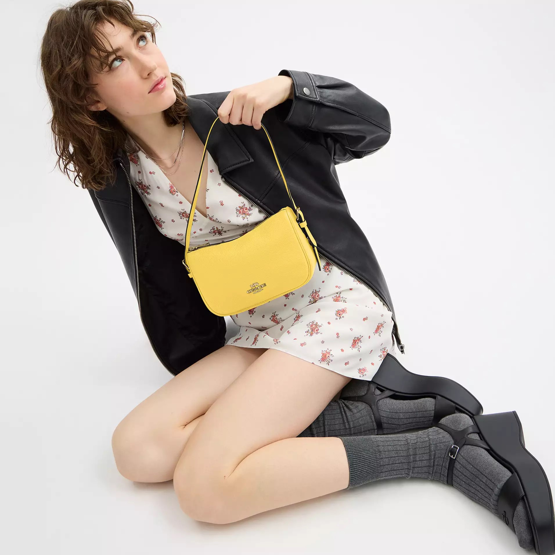 Túi đeo vai Coach Kailey Shoulder Bag Black CY707 7