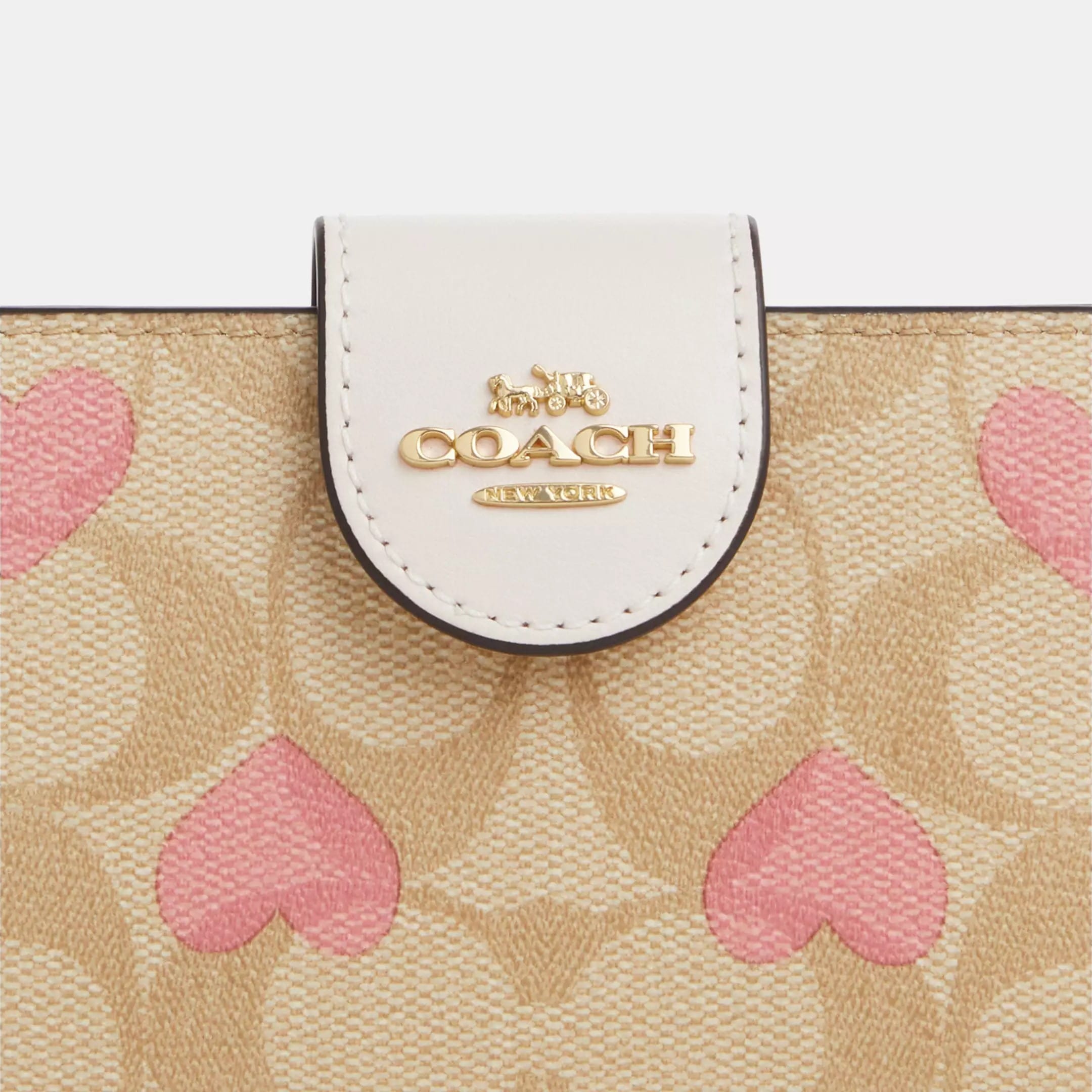 Ví Coach nữ cầm tay Medium Corner Zip Wallet In Signature Canvas With Heart Print CQ146 4