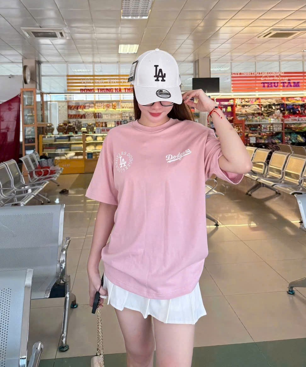 Áo Thun nữ New Era La Dodgers Mini Logo Pink T-Shirt 1