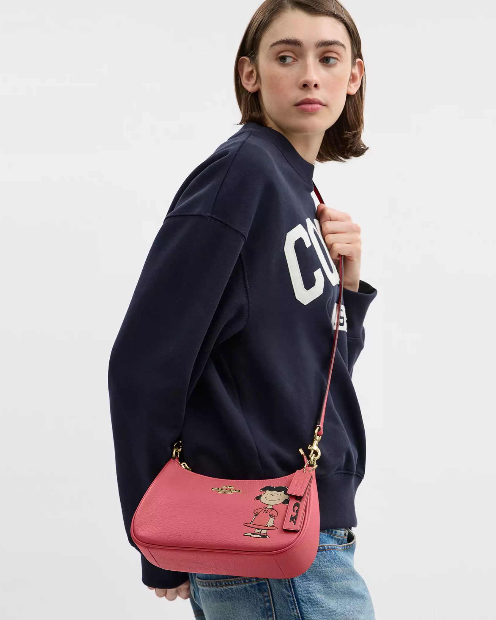 Túi Coach X Peanuts Teri Shoulder Bag With Lucy Bright Coral Multi CBM32 7