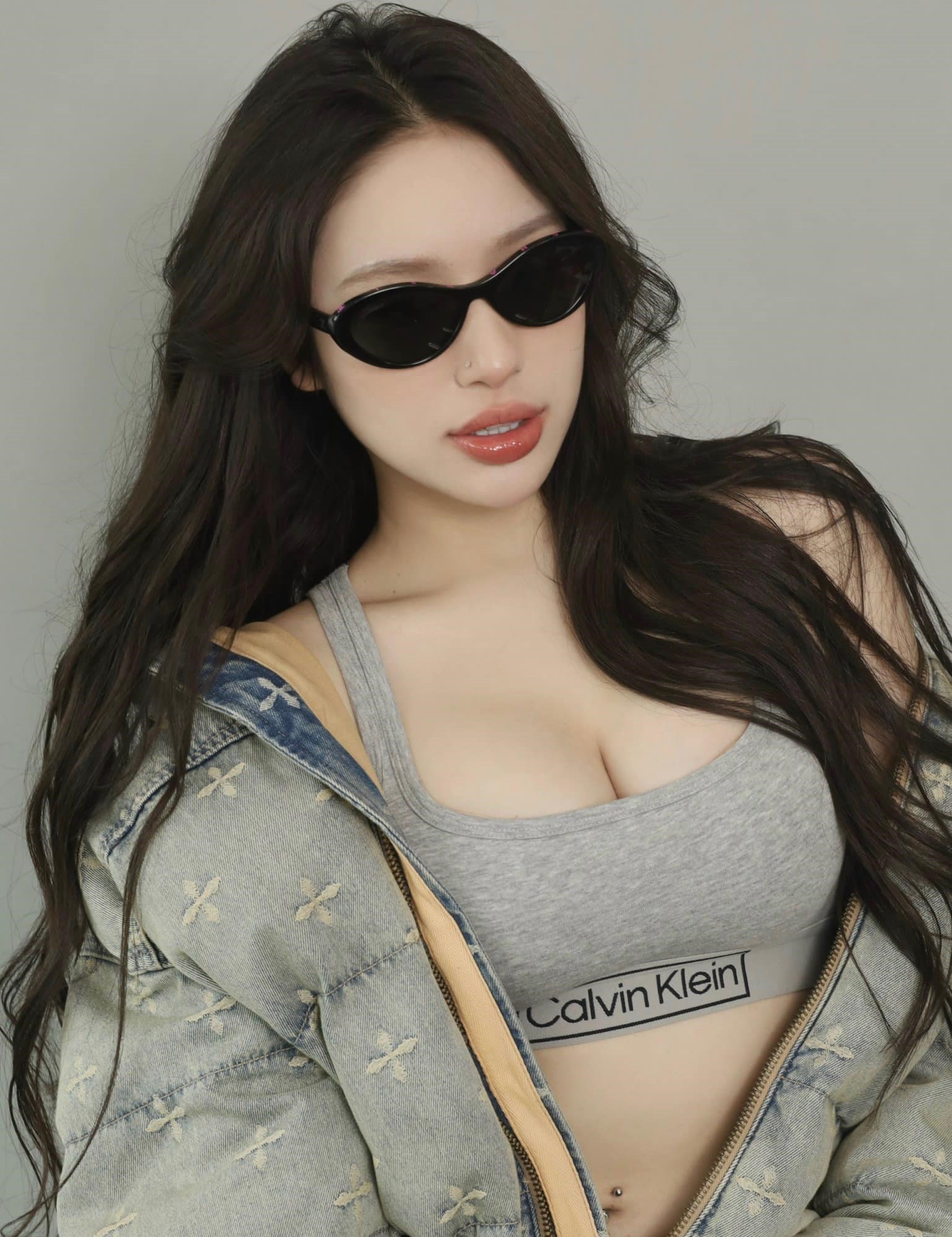 Kính Chanel Oval Black Pink Acetate Sunglasses 5416 9