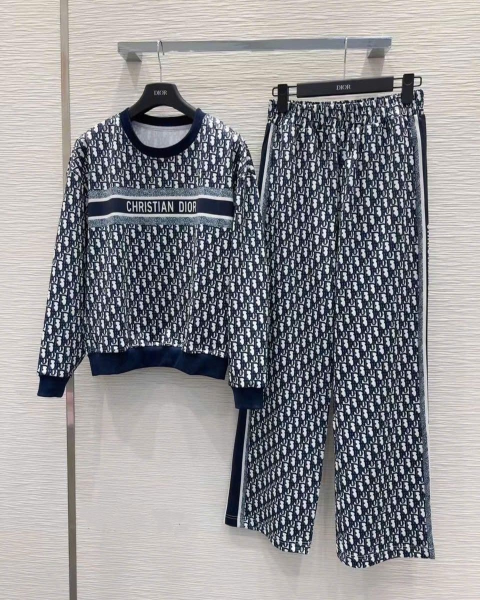 Set áo quần dài họa tiết hãng Dior 1
