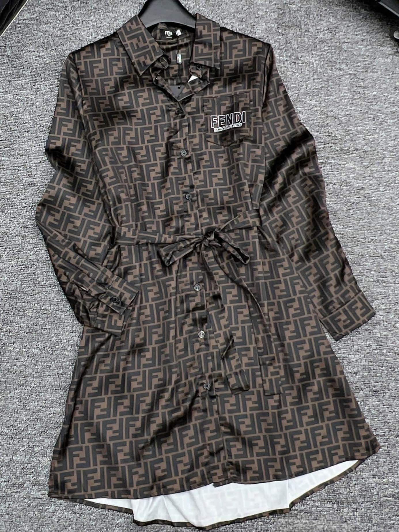 Đầm dáng xòe nữ Fendi 15