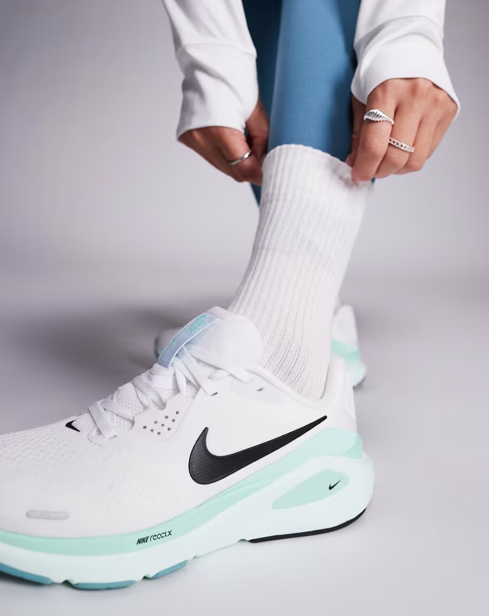 Giày Nike Structure 26 Road Running Shoes White Barely Green HJ1101-100 1