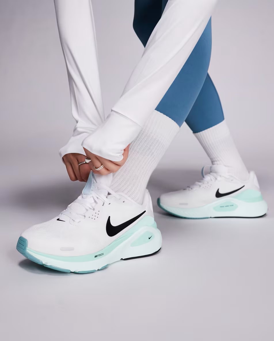 Giày Nike Structure 26 Road Running Shoes White Barely Green HJ1101-100 4