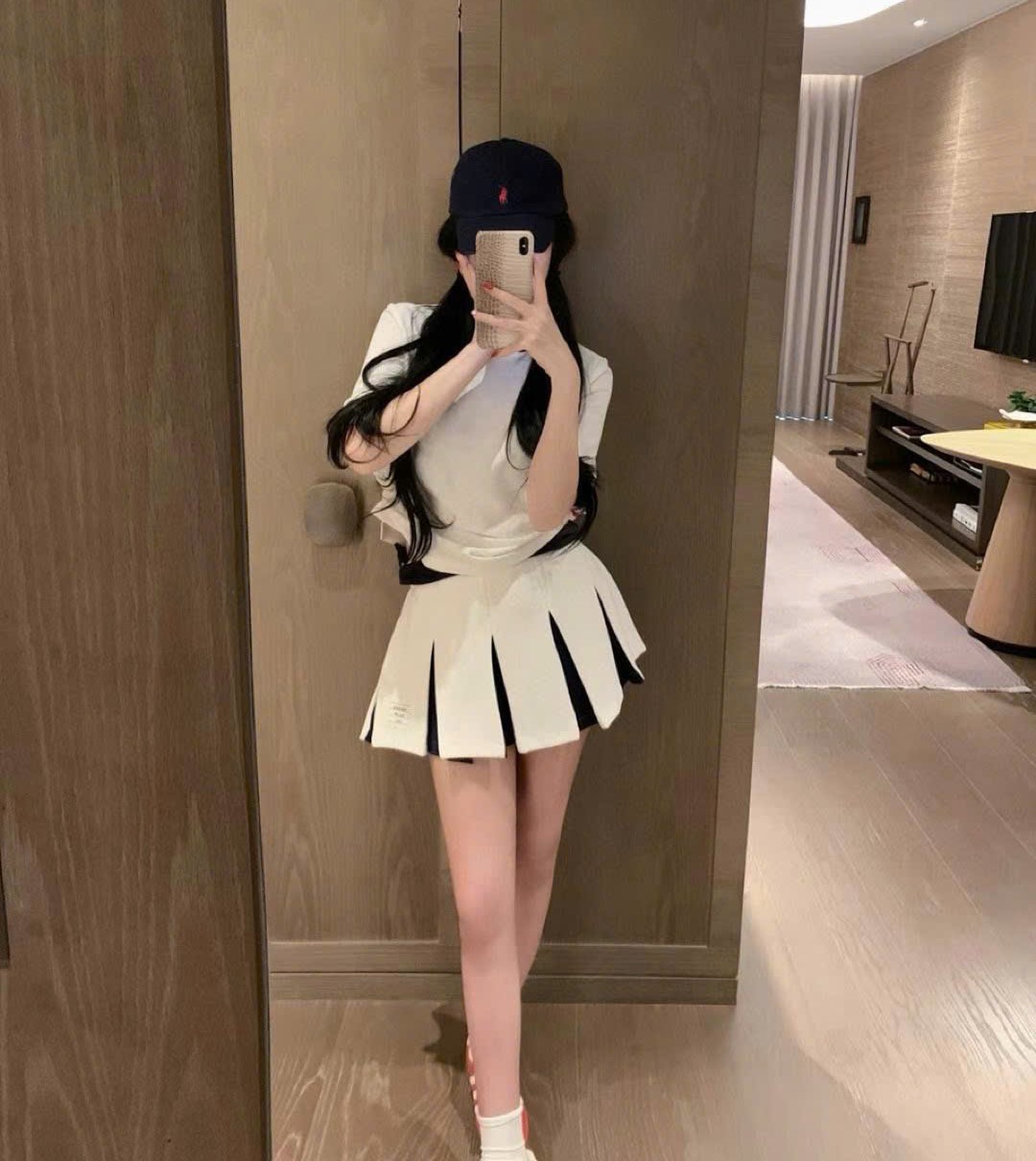 Set bộ áo thun váy xếp ly Thom Browne 5