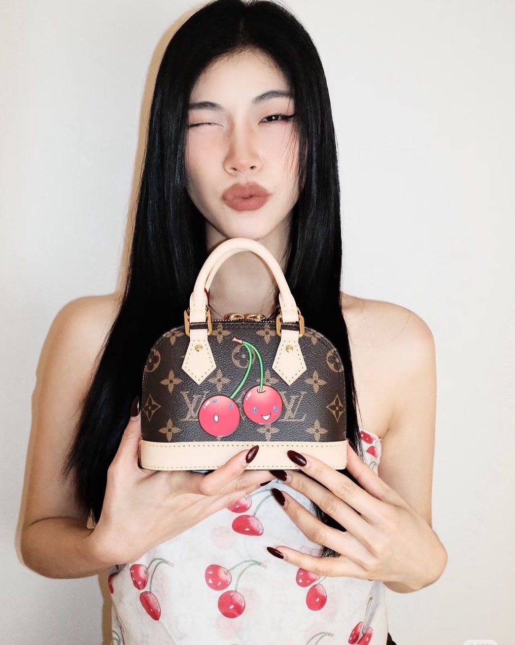 Túi Louis Vuitton LV x TM Cherry Alma Nano M13416 2