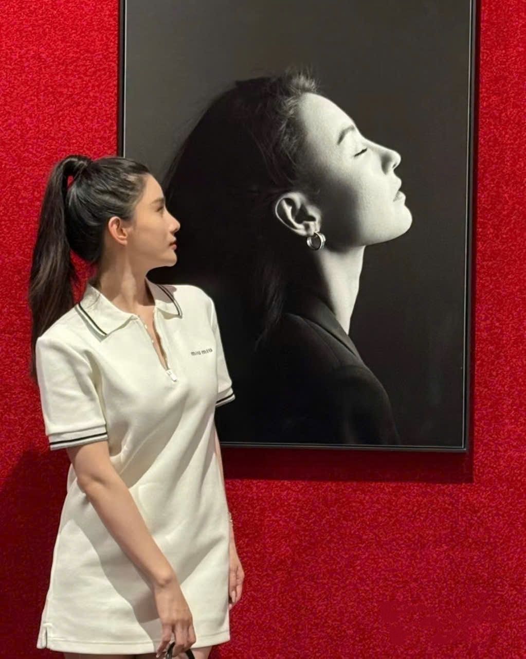 Đầm thun trắng suông Miu miu 6