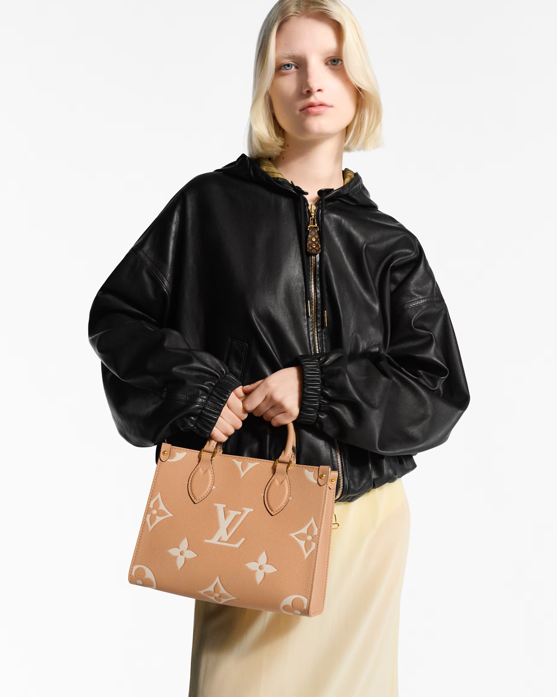 Túi Louis Vuitton OnTheGo PM Arizona Crème Bicolour Monogram Empreinte Leather 3
