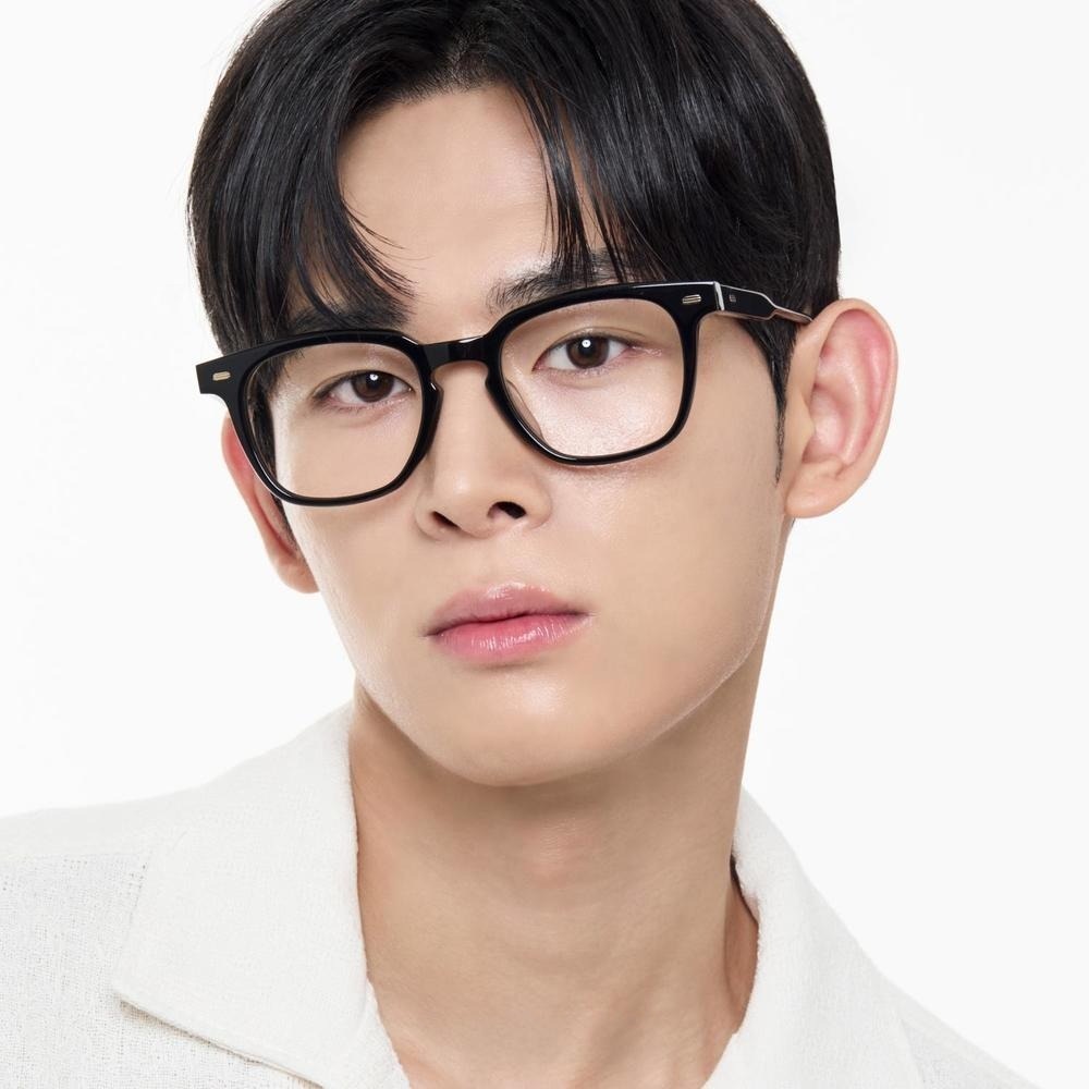Kính Gentle Monster Kubo 01 Square Glasses in Black Acetate Frame Clear Lenses 19
